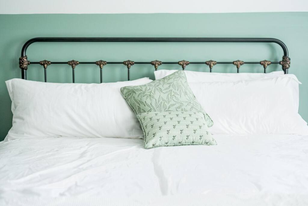 The Long Run - 2 Ca King Sized Beds+ - Sleeps 8-10 Lägenhet Lynchburg Exteriör bild